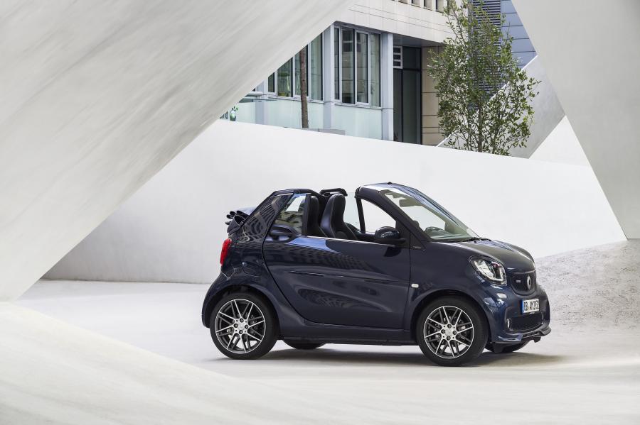  Smart ForTwo Cabrio Xclusive by Brabus 2016 года  (фото 3 из 10)